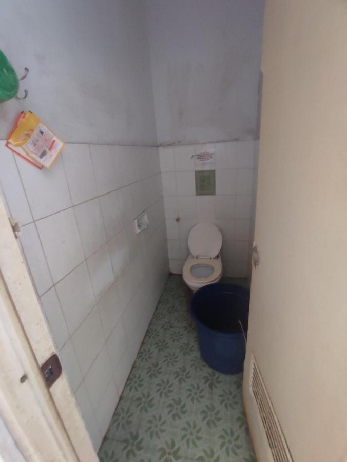 OYO 90865 Hotel Kusuma Purwakarta Karawang Bagian luar foto